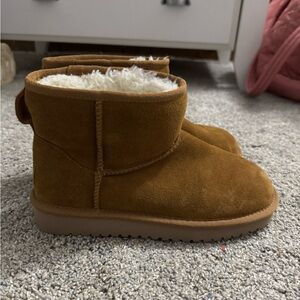 Koolaburra Tan Suede Boots